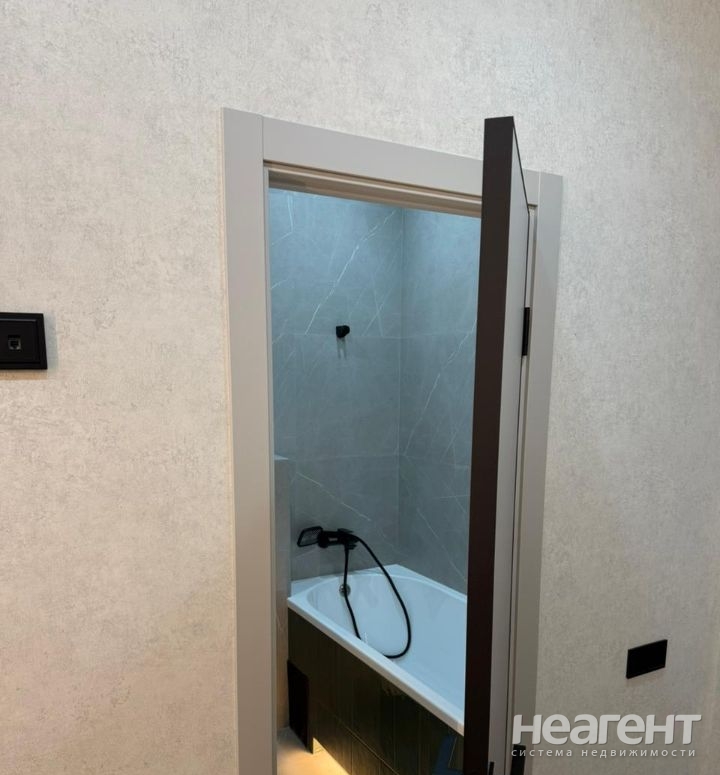 Продается 1-комнатная квартира, 34 м²