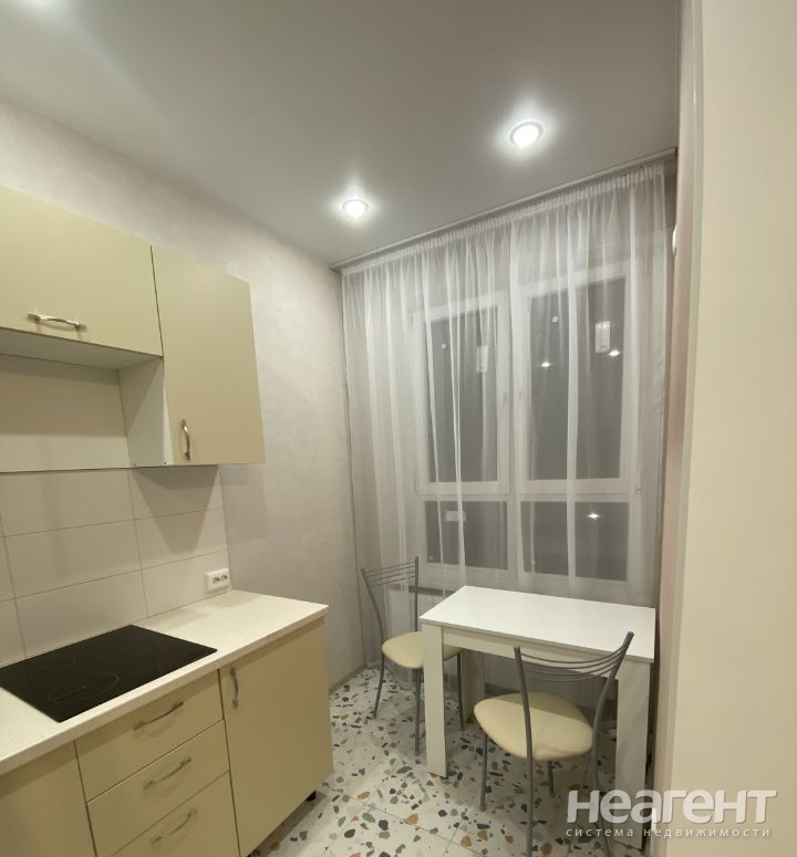 Сдается 1-комнатная квартира, 30 м²