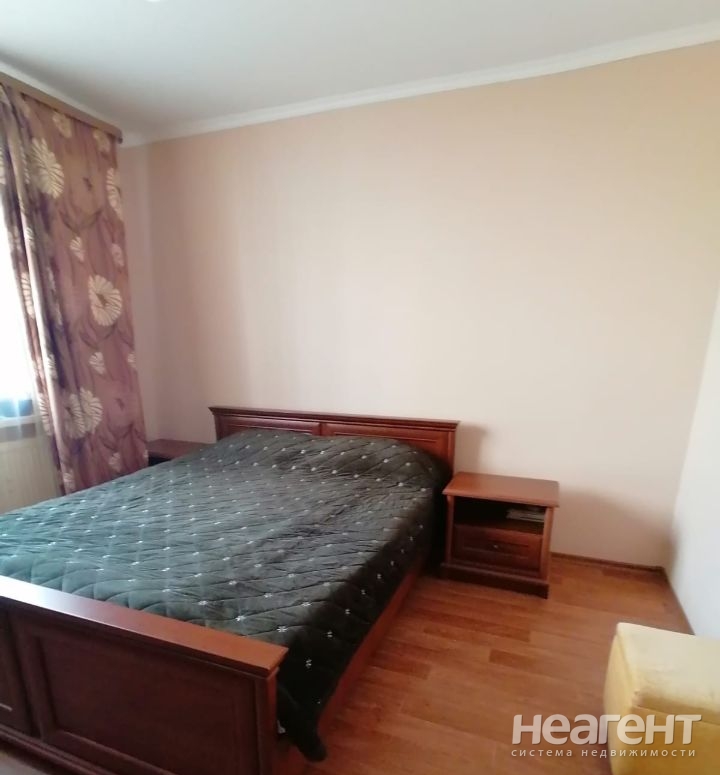 Сдается 2-х комнатная квартира, 59,4 м²