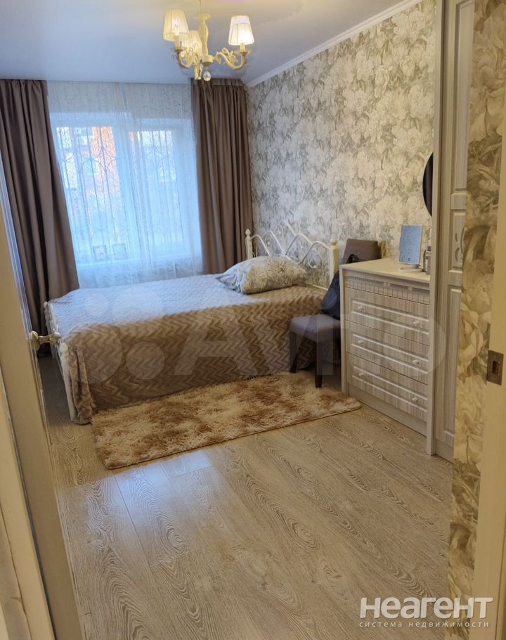 Продается 3-х комнатная квартира, 57 м²