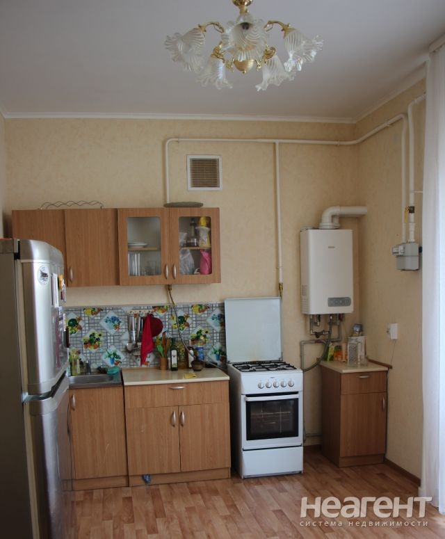 Продается 1-комнатная квартира, 59,6 м²