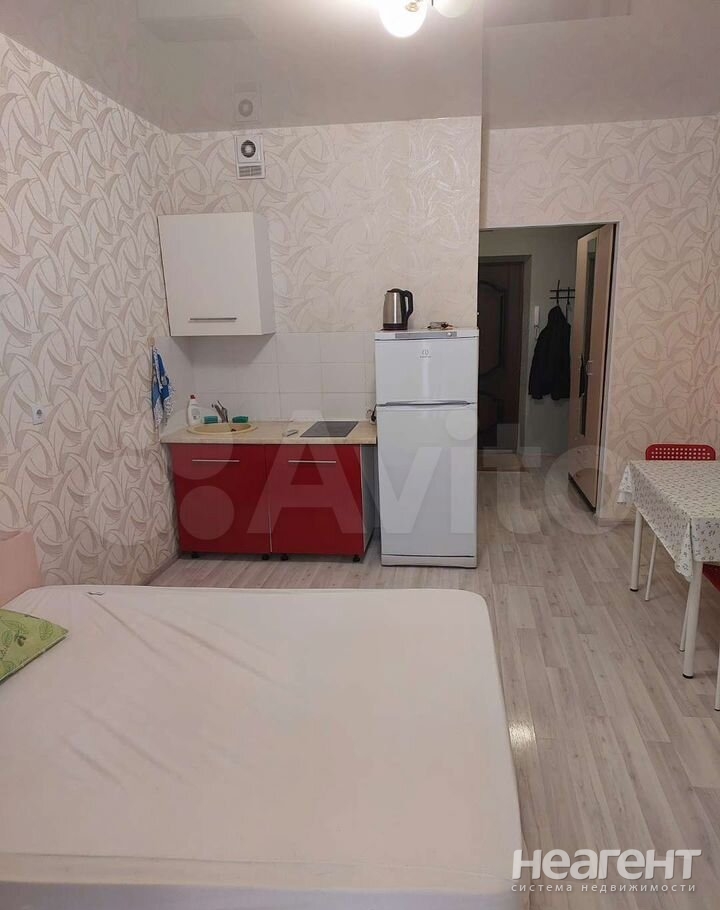 Сдается 1-комнатная квартира, 27 м²