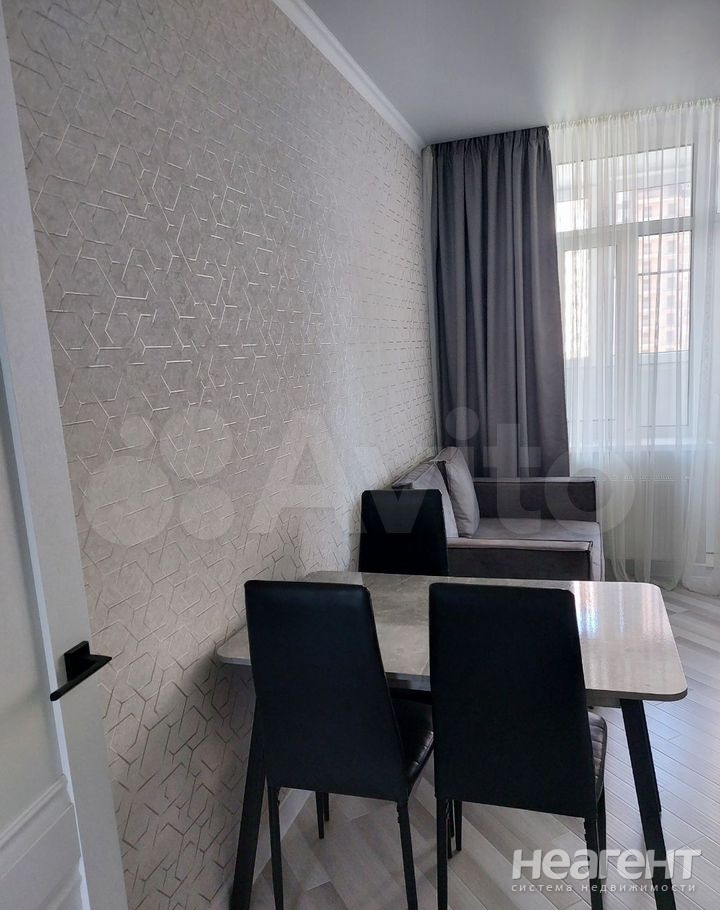 Сдается 1-комнатная квартира, 40,6 м²