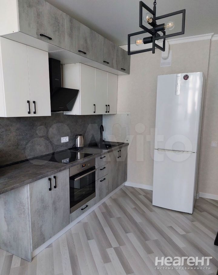 Сдается 1-комнатная квартира, 40,6 м²