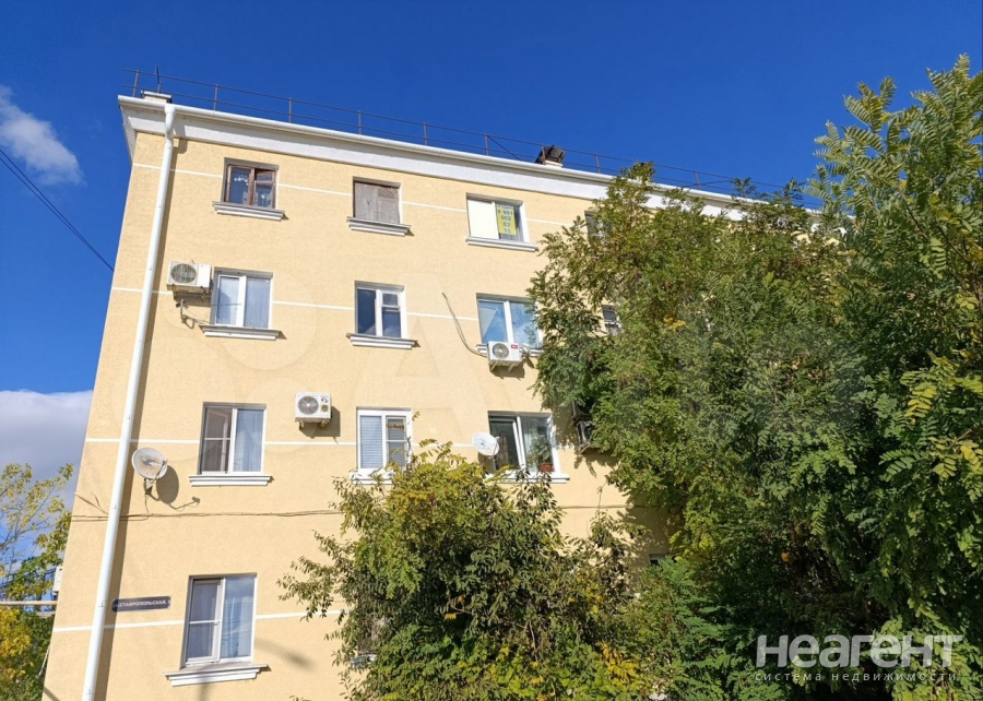 Продается 1-комнатная квартира, 12 м²