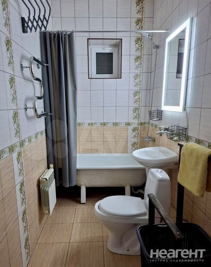 Продается 1-комнатная квартира, 40 м²