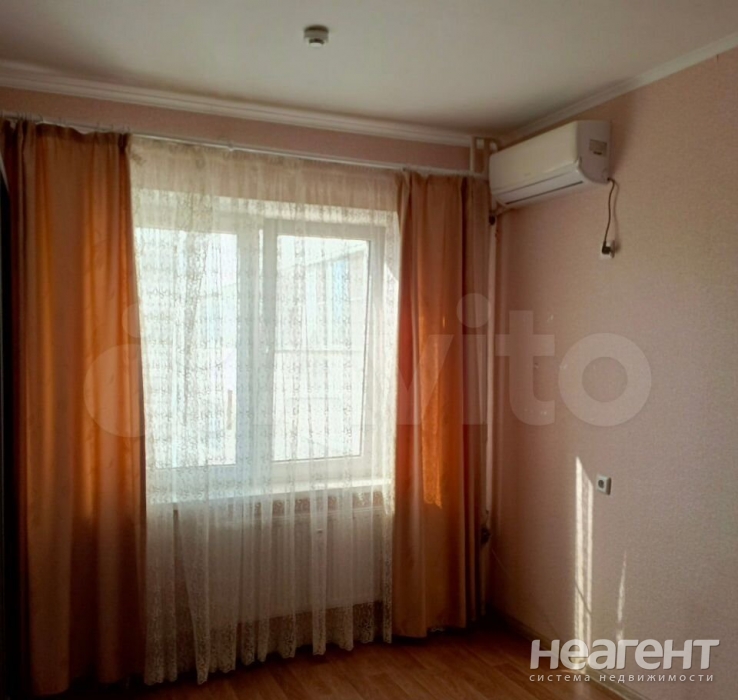 Продается 1-комнатная квартира, 36 м²