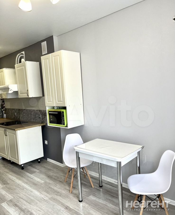 Сдается 1-комнатная квартира, 37 м²