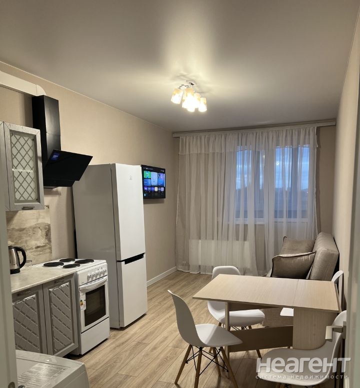 Сдается Многокомнатная квартира, 65 м²