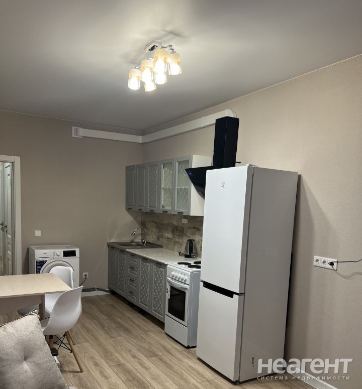 Сдается Многокомнатная квартира, 65 м²