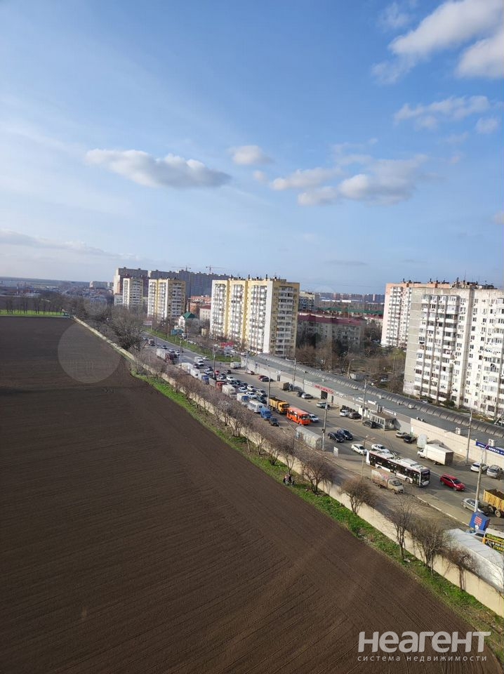 Сдается 1-комнатная квартира, 35 м²