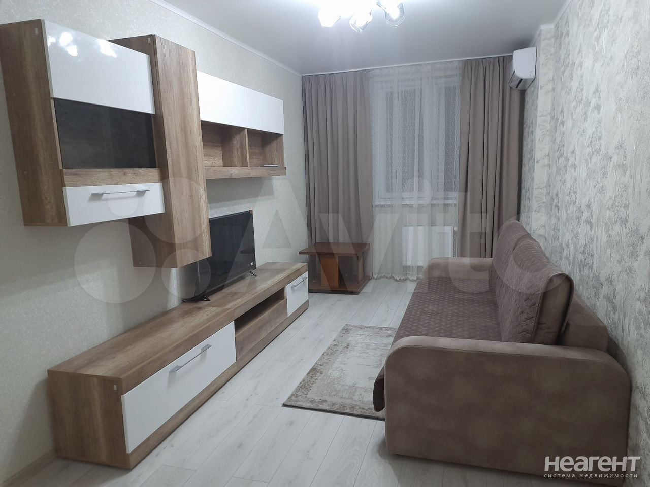 Сдается 1-комнатная квартира, 43 м²