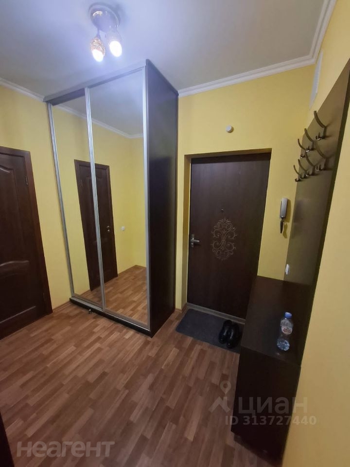 Сдается 1-комнатная квартира, 35 м²