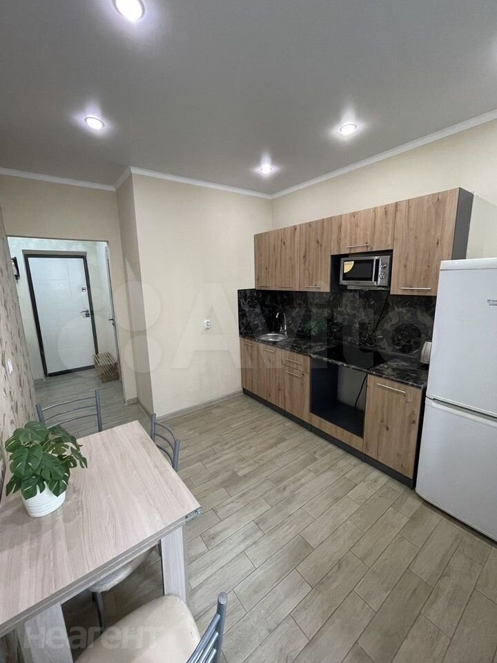 Сдается 1-комнатная квартира, 35 м²