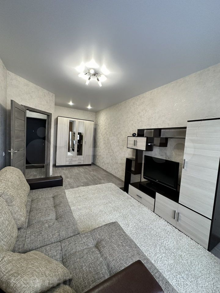 Сдается 1-комнатная квартира, 38 м²