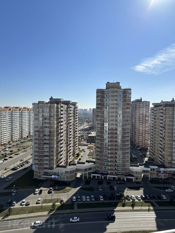 Сдается 1-комнатная квартира, 40 м²