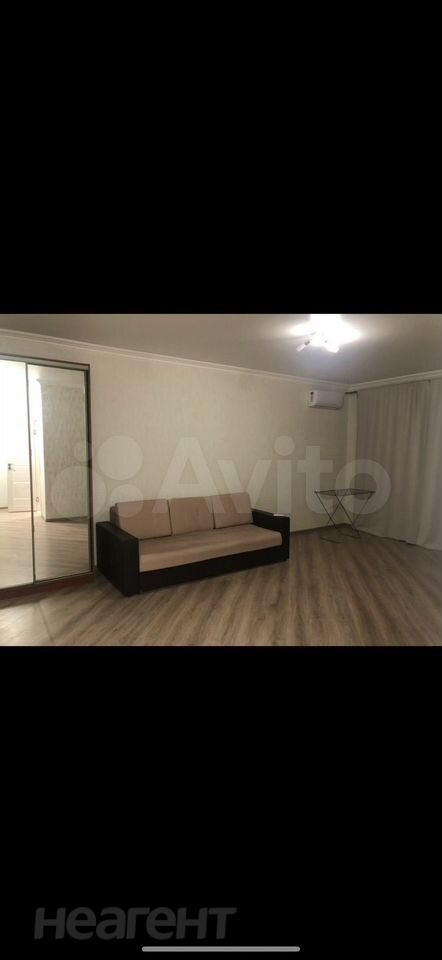 Сдается 1-комнатная квартира, 37 м²