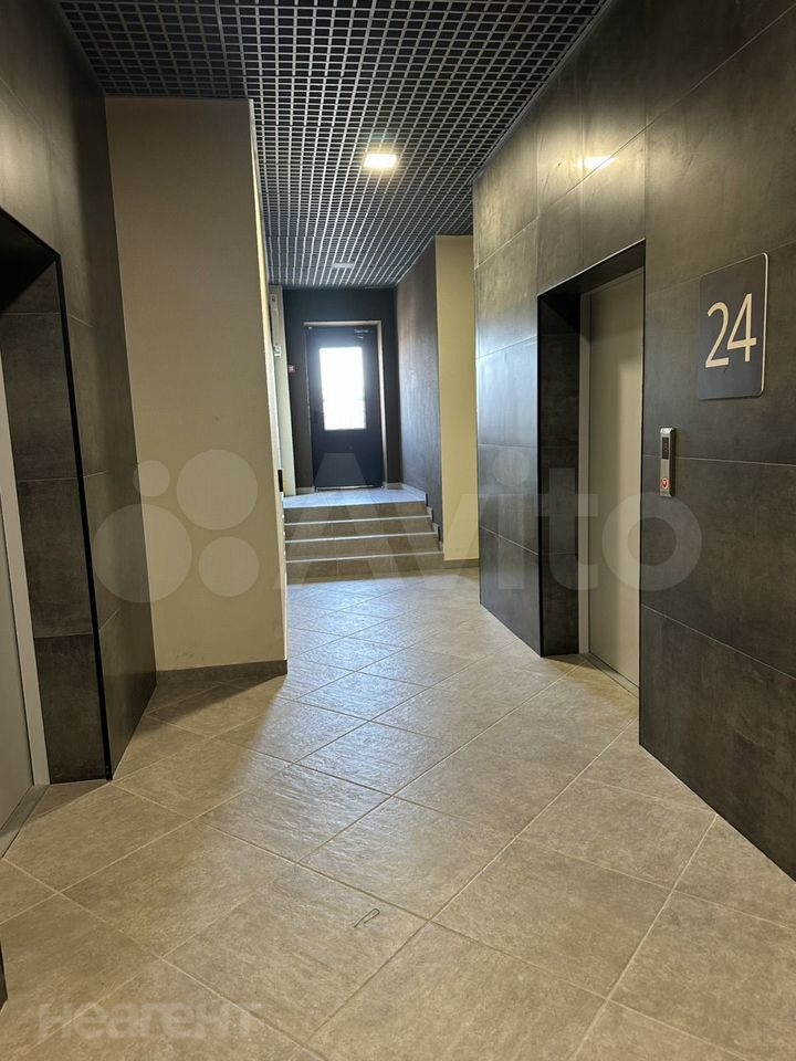 Сдается 2-х комнатная квартира, 64 м²