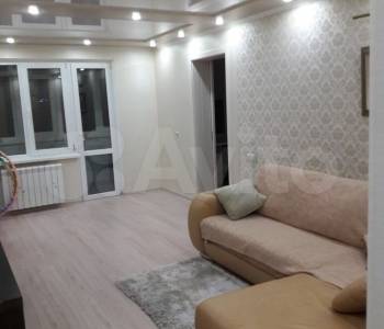 Продается Многокомнатная квартира, 75 м²