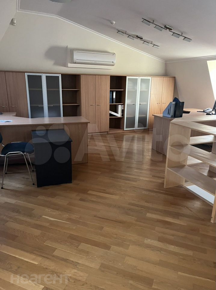 Сдается Офис, 130 м²