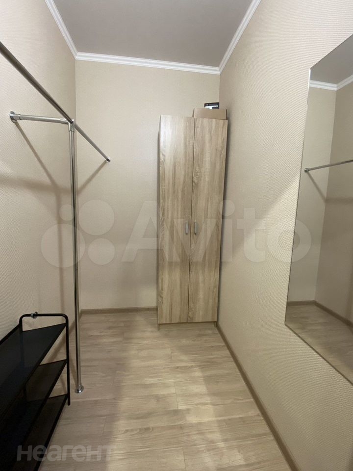 Сдается 1-комнатная квартира, 48 м²