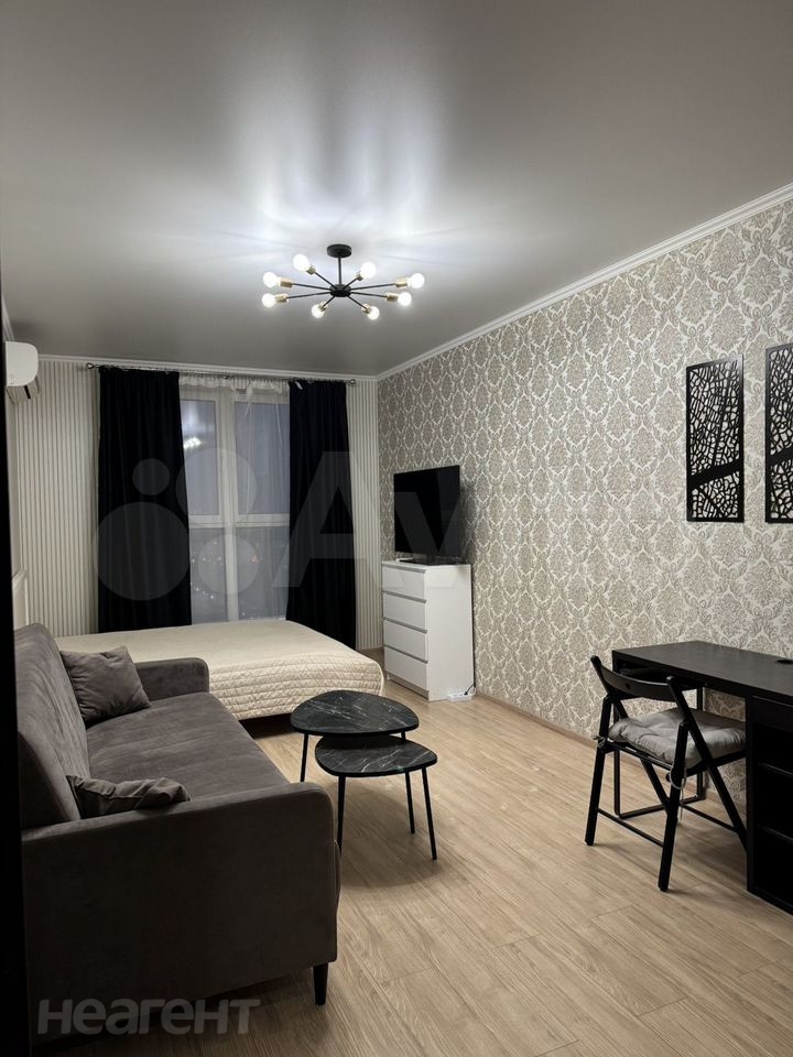 Сдается 1-комнатная квартира, 48 м²