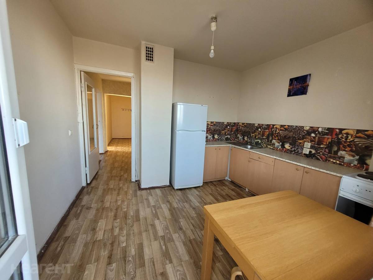 Продается 2-х комнатная квартира, 60 м²