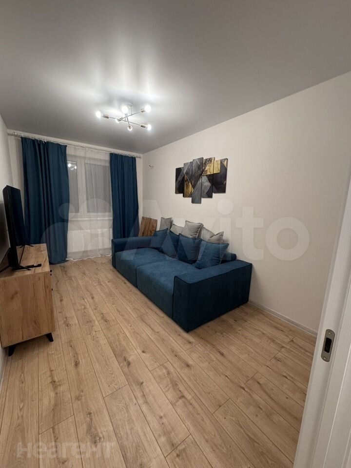 Продается 1-комнатная квартира, 36 м²