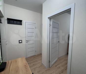 Продается 1-комнатная квартира, 36 м²