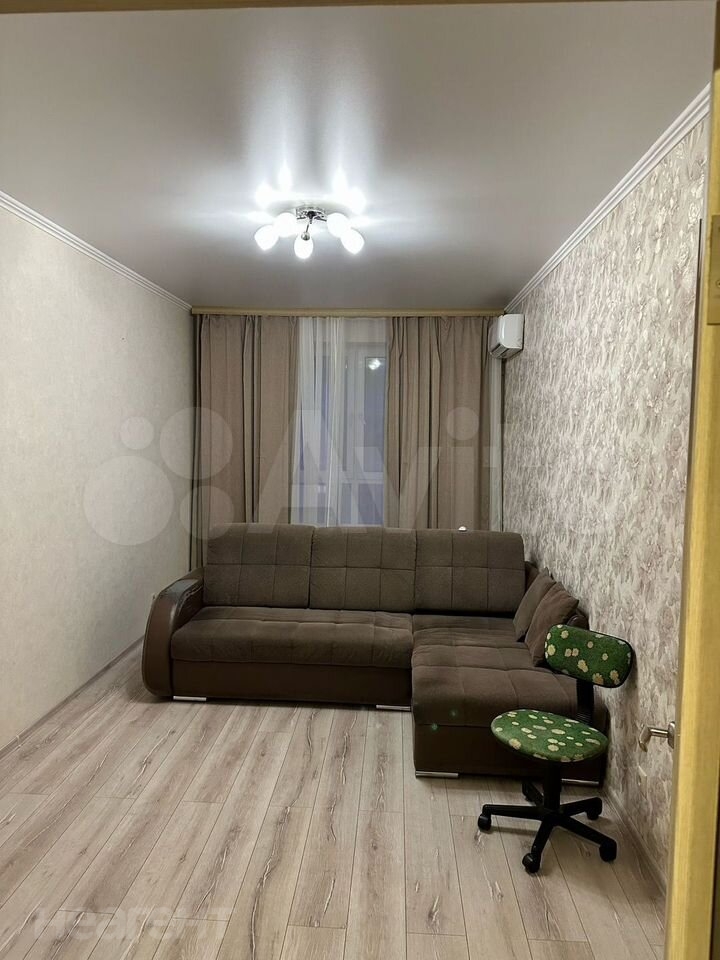 Сдается 1-комнатная квартира, 38 м²