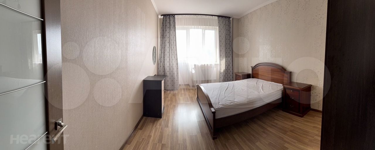 Сдается 2-х комнатная квартира, 75 м²