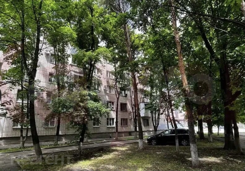 Продается 1-комнатная квартира, 12 м²