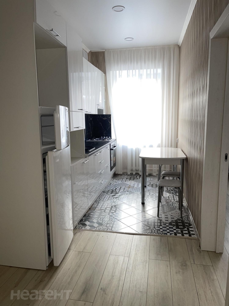 Сдается 2-х комнатная квартира, 58 м²