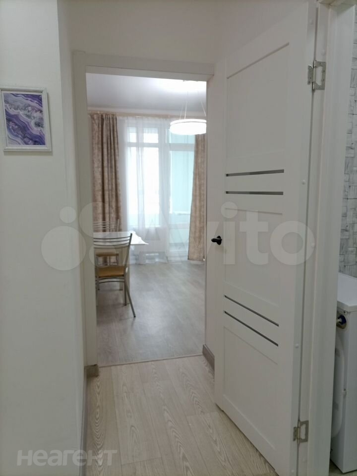 Сдается 1-комнатная квартира, 42 м²