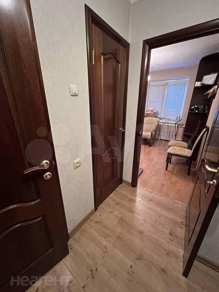 Сдается Многокомнатная квартира, 60 м²