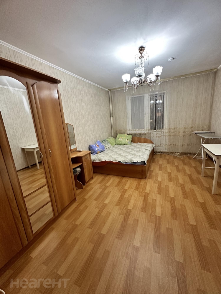 Сдается 2-х комнатная квартира, 64 м²