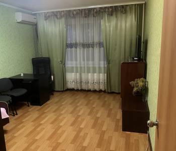 Сдается 2-х комнатная квартира, 64 м²