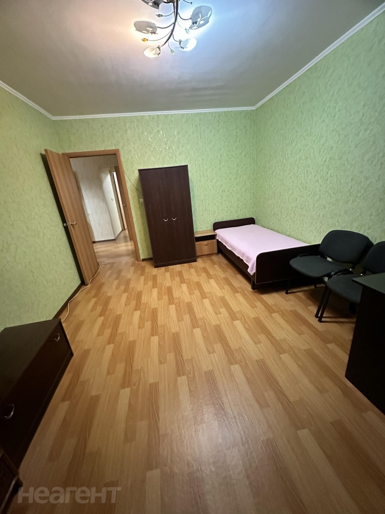 Сдается 2-х комнатная квартира, 64 м²