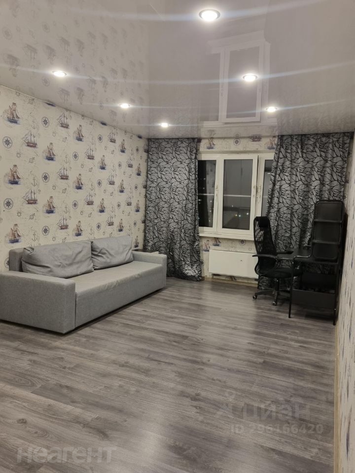 Сдается 2-х комнатная квартира, 64 м²