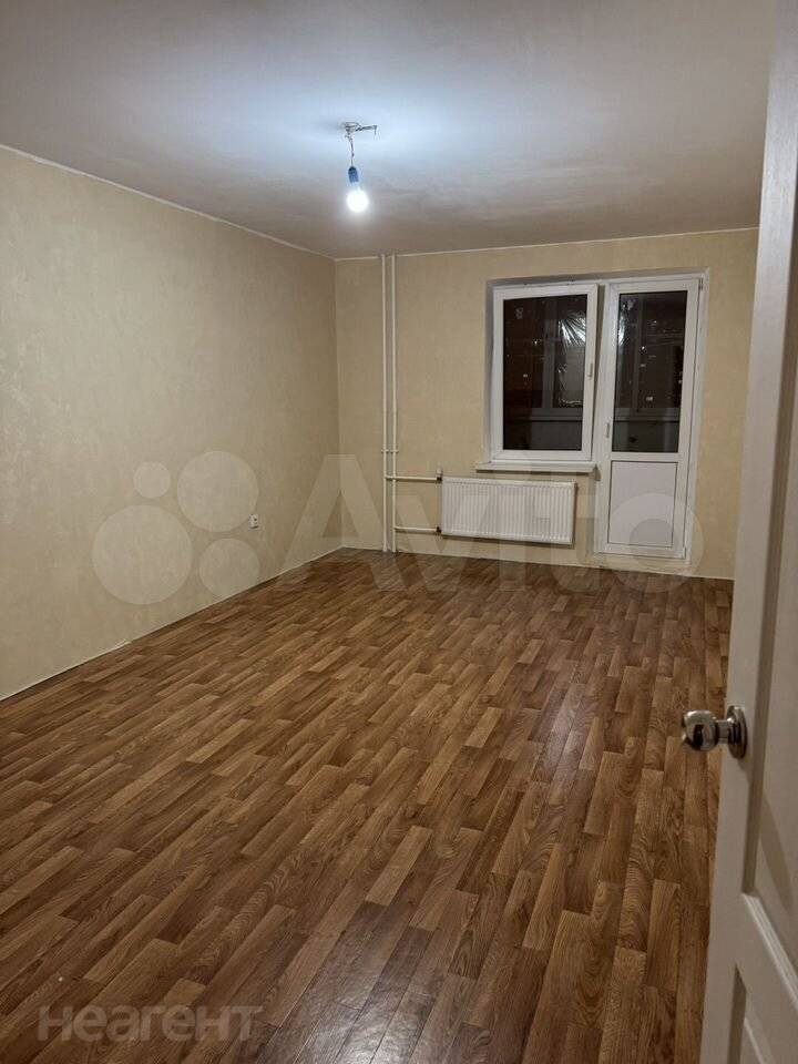 Продается 1-комнатная квартира, 45,7 м²