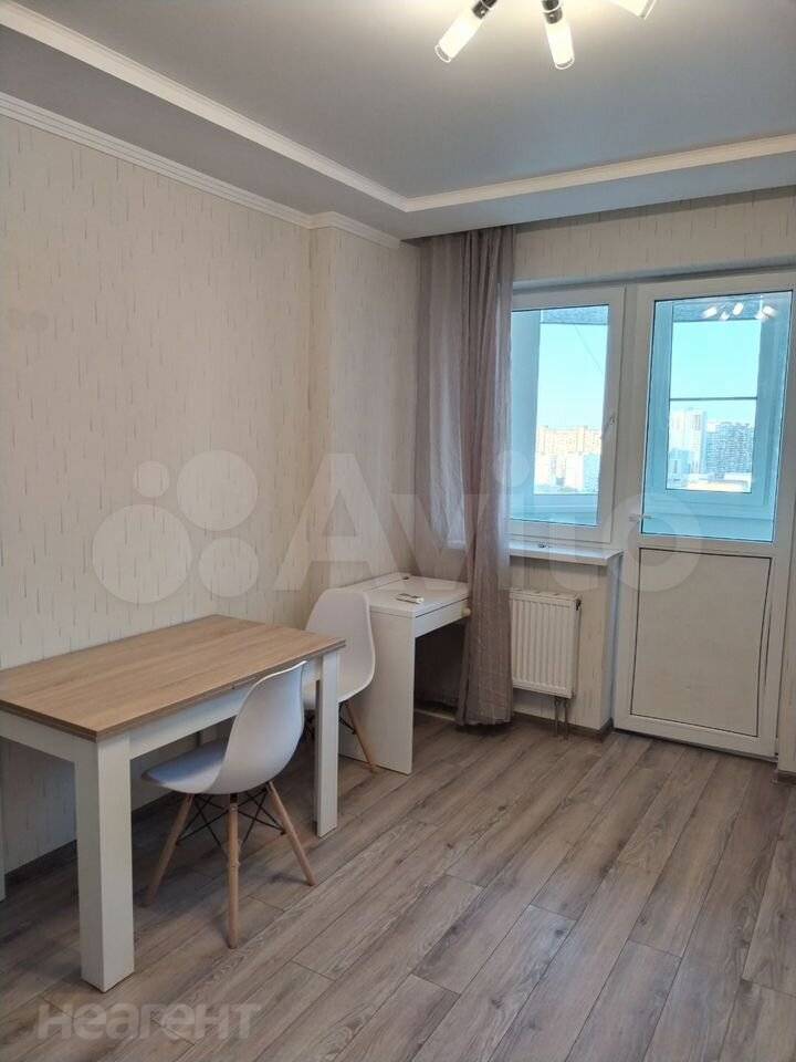 Продается 1-комнатная квартира, 41,5 м²