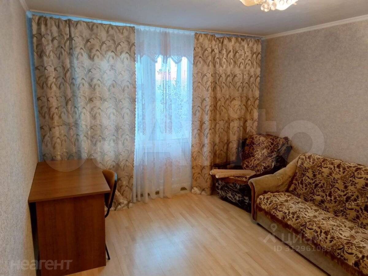 Продается 1-комнатная квартира, 37,8 м²