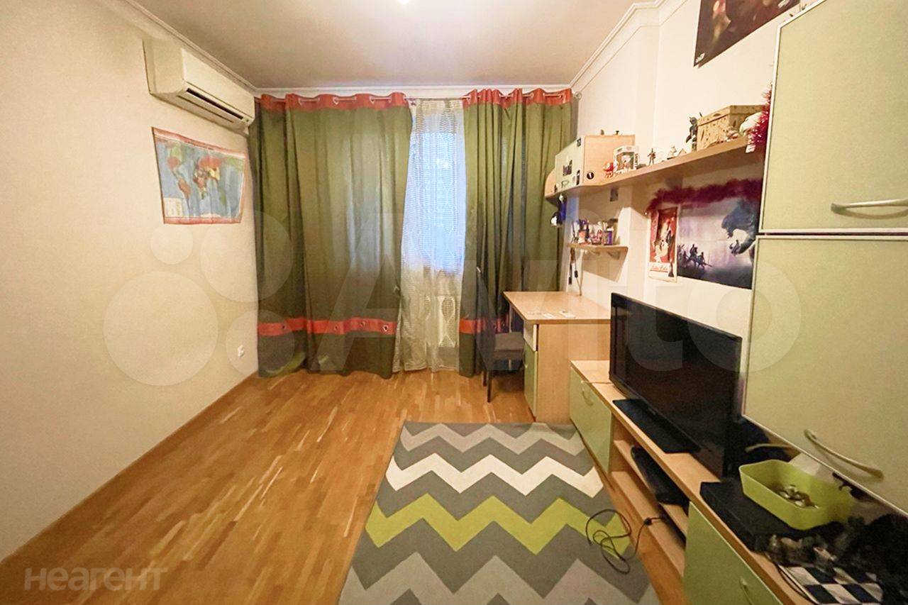 Продается 3-х комнатная квартира, 94,1 м²