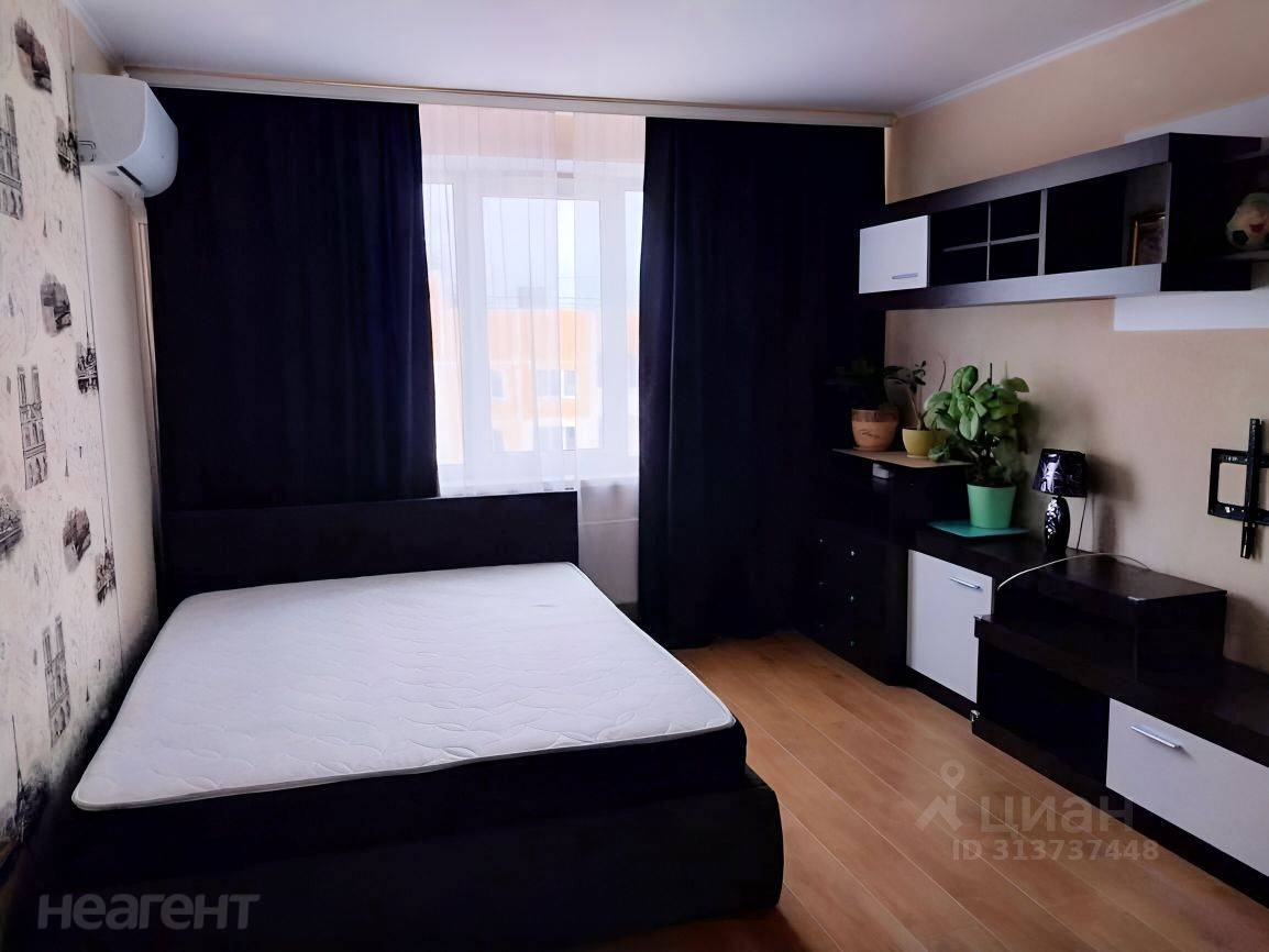 Сдается 1-комнатная квартира, 38,25 м²