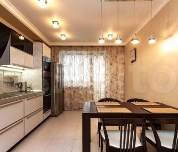 Продается 3-х комнатная квартира, 105 м²