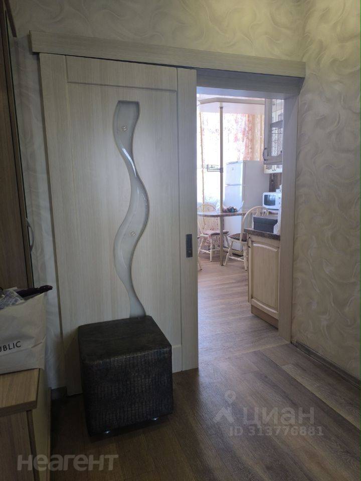 Сдается 1-комнатная квартира, 41 м²