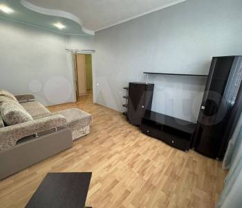 Продается 1-комнатная квартира, 44 м²