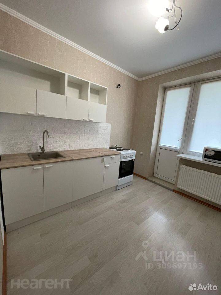 Сдается 1-комнатная квартира, 36 м²