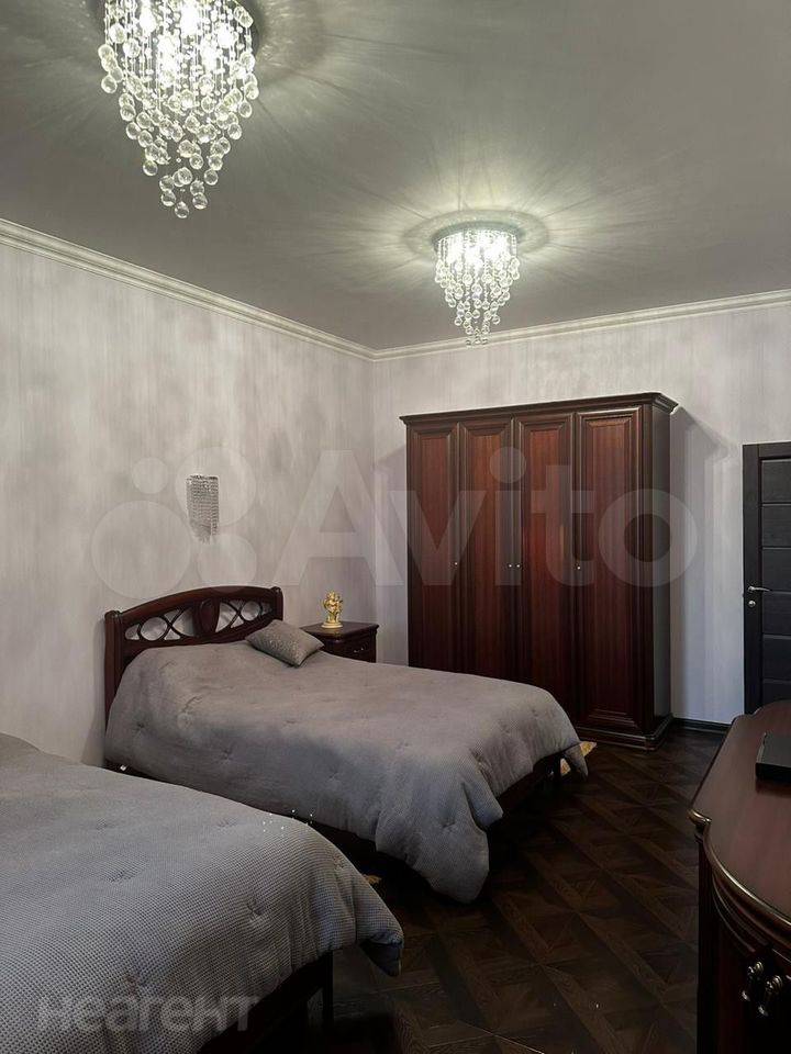 Продается Многокомнатная квартира, 132,5 м²