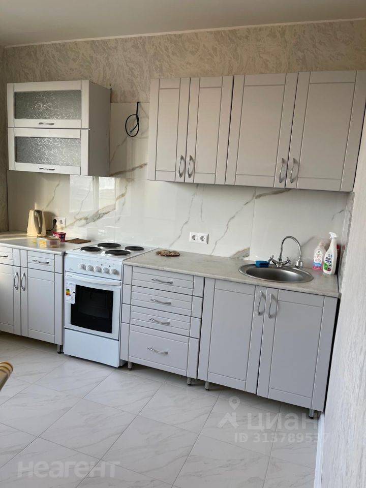 Сдается 1-комнатная квартира, 40,5 м²